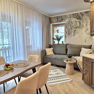 https://green-apartament-z-kominkiem.zakopanehotels.org